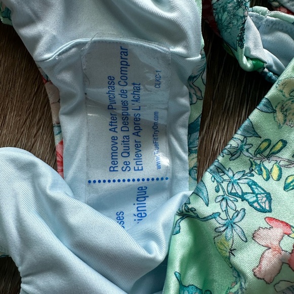 Victoria’s secret floral butterfly BOTTOMS only - Picture 10 of 16